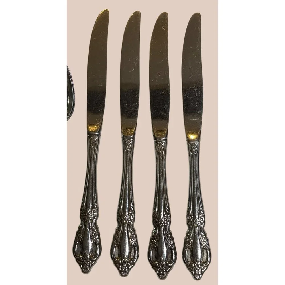 Oneida Distinction Deluxe Raphael Stainless Steel Flatware Set Of Four 5-Piece P
